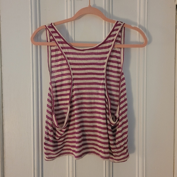 Sheer, cropped tank top - Picture 2 of 2